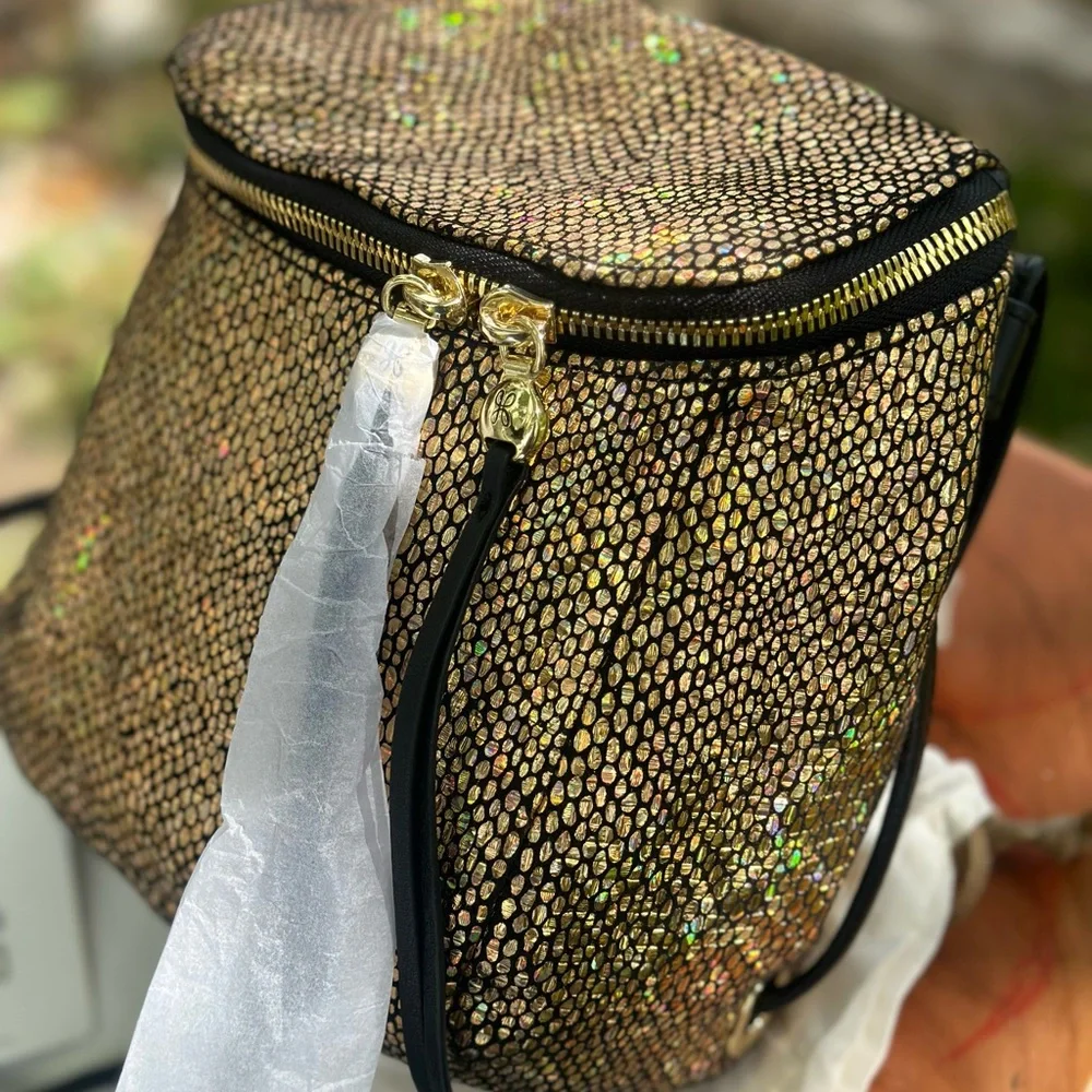 HOBO Fern convertible Backpack/Crossbody NWT - Picture 9 of 10